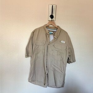 MAGELLAN • Outdoors Tan Casual Button Down Fishing Shirt